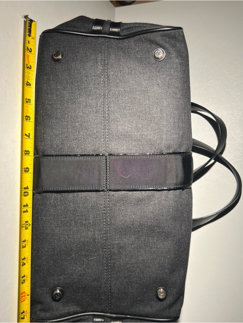 PREOWNED LULULEMON TWO TIMES A YOGI GREY BLACK DUFFLE TOTE BAG